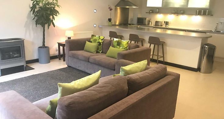 Unique Aaron Glen Apartments for Small Space