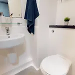 Iq Grove Accomodation In Edinburgh Edinburgh