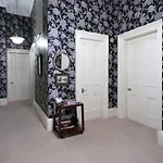 Quirky, West End, House * Edinburgh