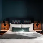 Heeton Concept Queen Street 4* Edinburgh