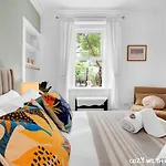아파트 Cozy With Character Cochrane At Leith Links Park