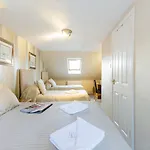 Arden Guest House, Craigmillar Castle Hotel 3*