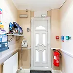Arden Guest House, Craigmillar Castle Edinburgh