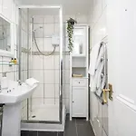Appartamento Centre 2 Bedroom Main Door