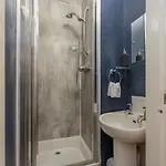 Cozy 1b Groundfloor - 8 Minute From Centre *