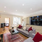 Self Catering , Centre With Parking Apartament
