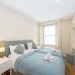 Self Catering , Centre With Parking Apartament *