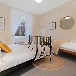 Cheerful Stays: Spacious Flat In Vibrant Leith Apartamento *
