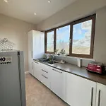 5 Bedroom Penthouse アパート