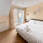 Apartman Arthurs Penthouse - Central Leith Walk 2-storey - Free Parking & Fast Wifi *