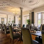 Old Waverley Hotel
