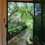 The Cosy Courtyard إدنبرة