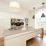 Joivy Exclusive House With Free Parking Appartamento *