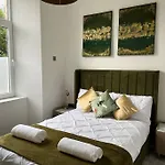 Cosy Apartment, Free Street Parking Διαμέρισμα *