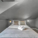 Super Spacious 4 Bed, Sleeps 6