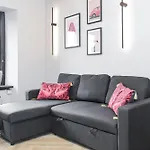شقة 1 Bedroom Gorgie Sleeps 4 Easy Access