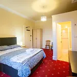 Sailte House Gæstehus 3*