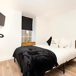 Joivy 3br Flat In Haymarket With Free Parking Appartamento Edimburgo