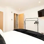Appartamento Joivy 3br Flat In Haymarket With Free Parking *