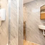 Joivy 3br Flat In Haymarket With Free Parking * Edimburgo
