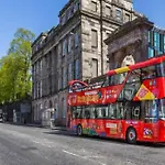 Flat In Old Town Edinburgh
