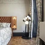 Bonnie - Smart Boutique - Haymarket