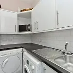 Luxury-3-bedroom Ramsay Garden Next To Castle Appartamento *