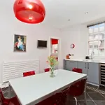 Luxury-3-bedroom Ramsay Garden Next To Castle