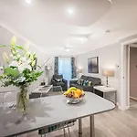 The Knight By Mansley Aparthotel Edinburgh