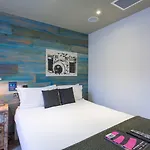 Stay Central Hotel Otel