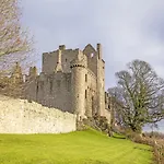 Arden Guest House, Craigmillar Castle Hotel 3*