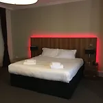 The Place אדינבורו