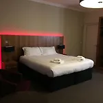 מלון The Place אדינבורו