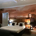 The Place 4* אדינבורו