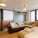 Modern Flat In The Middle Of Old Town *