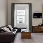 מלון 28 York Place אדינבורו