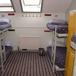 High Street - Over 18s Only, Backpackers Atmosphere (adults Only) * אדינבורו
