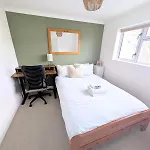 Feriehus Newly Refurbished 3 Bed House With 2-sided Wood Burner And Garden In *