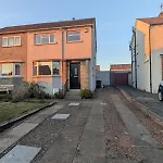 Newly Refurbished 3 Bed House With 2-sided Wood Burner And Garden In Feriehus *