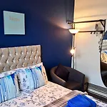Bed & Breakfast 16 Pilrig