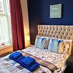 16 Pilrig 3*