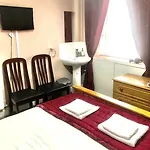 Dalry بيت ضيافة *