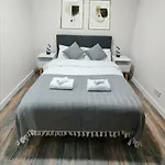 Apartmán Free Parking Urban 2br *