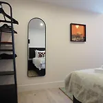 Διαμέρισμα Stylish Mezzanine Loft In - Flat 5, Elgin House