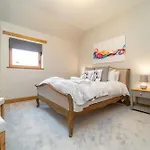 Family Friendly 3br Townhouse With 6 Beds And Parking Prázdninový dům Edinburgh