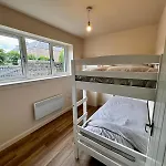 Modern, Cosy 2b In Edin, Family Friendly