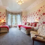 The Gifford 4*