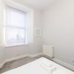 Refined 2-bed Flat With Classic Charm דירה