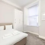 Refined 2-bed Flat With Classic Charm
