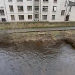 Elegant Stockbridge 3 Bdrm On The Canal Apartamento *